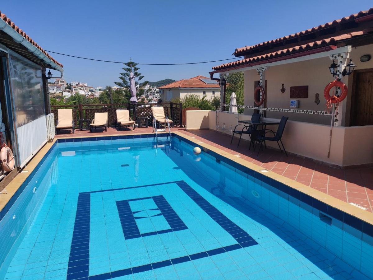 Taxiarchis Apartments Skiathos-Stadt Exterior foto