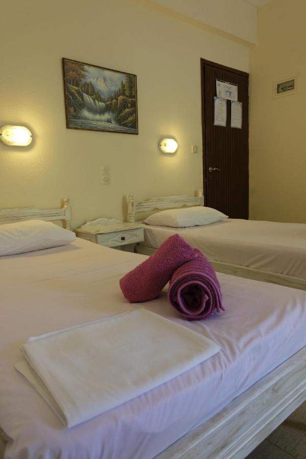 Taxiarchis Apartments Skiathos-Stadt Exterior foto