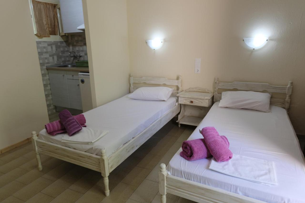 Taxiarchis Apartments Skiathos-Stadt Exterior foto