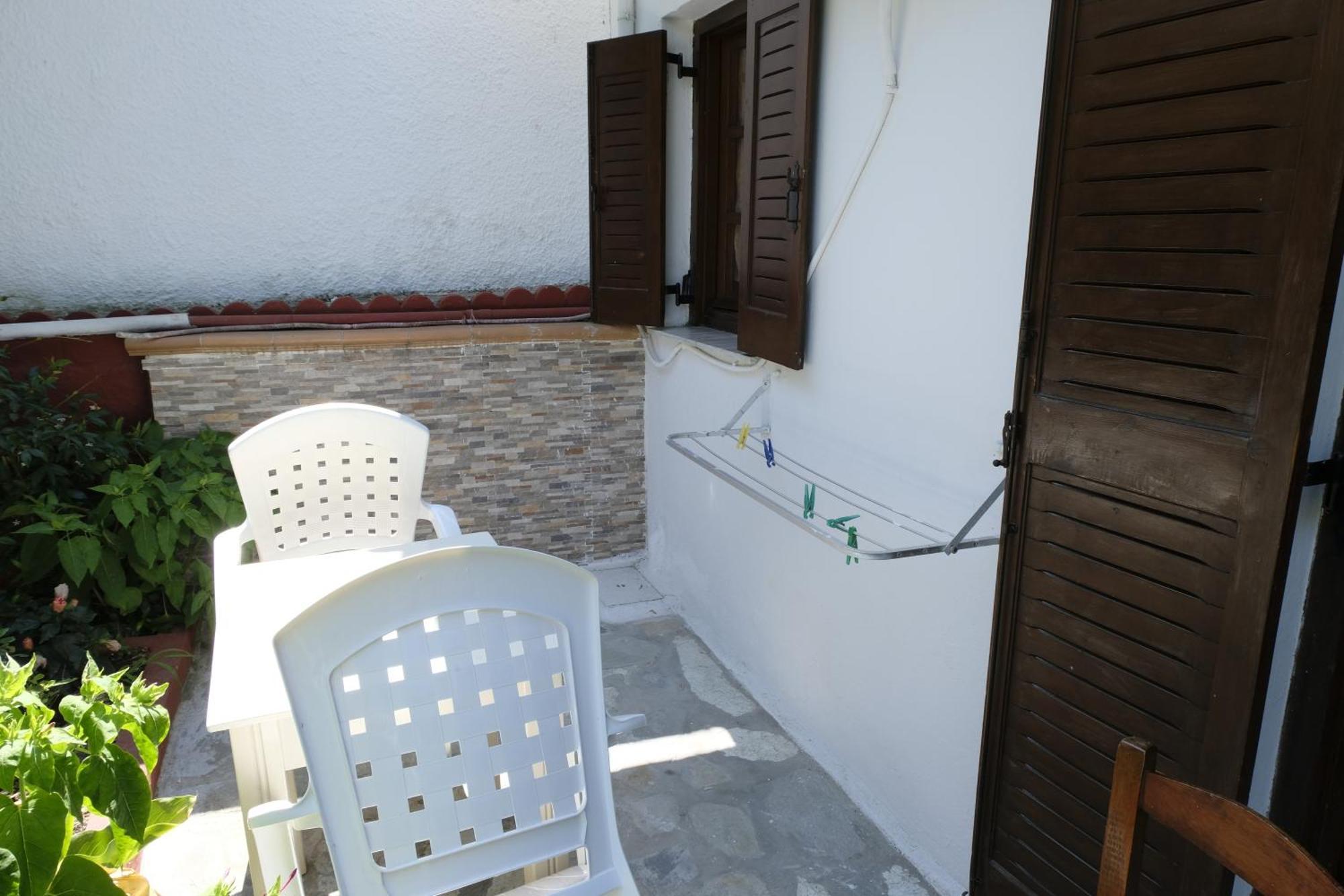 Taxiarchis Apartments Skiathos-Stadt Zimmer foto